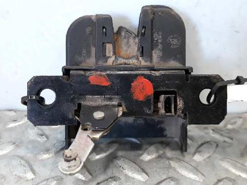 Used Tailgate lock VW GOLF IV (1J1) 1.9 TDI (90 hp) 6310750