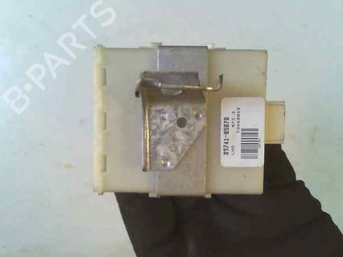 Used Electronic module TOYOTA AVENSIS (_T25_) 2.0 VVT-i (AZT250_, AZT250R) (147 hp) 11670986