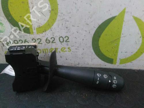 Used Steering column stalk RENAULT CLIO II (BB_, CB_) 1.5 dCi (B/CB08) (82 hp) 3059045