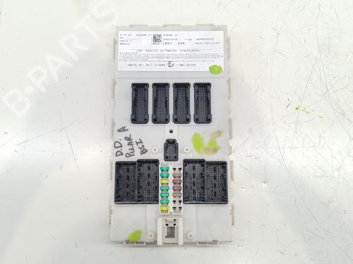 Used Fuse box BMW X1 (F48) sDrive 18 d (150 hp) 25822201