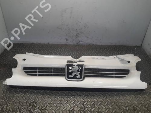 Used Grille PEUGEOT PARTNER Box Body/MPV (5_, G_) 1.9 D (69 hp) 15879111