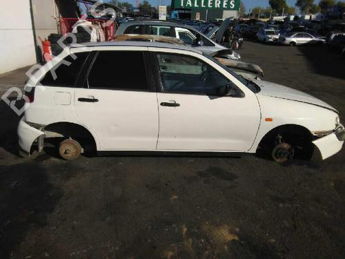 Left headlight SEAT IBIZA II (6K1) 1.9 D | BP4510580C28 