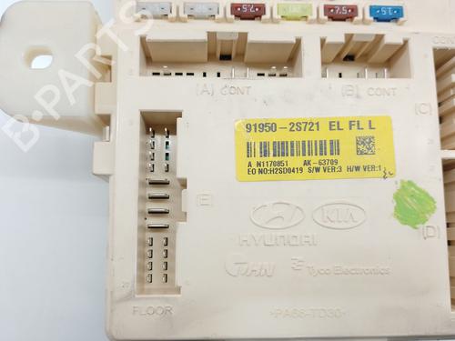 Fuse box HYUNDAI ix35 (LM, EL, ELH) 1.7 CRDi | BP33626933E1 - Image 2