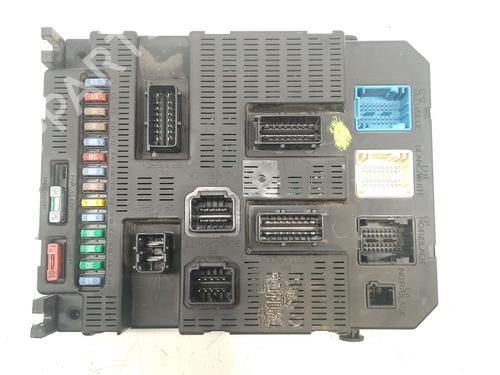 Used Fuse box FIAT SCUDO Bus (270_, 272_) 2.0 D Multijet (120 hp) 25046863