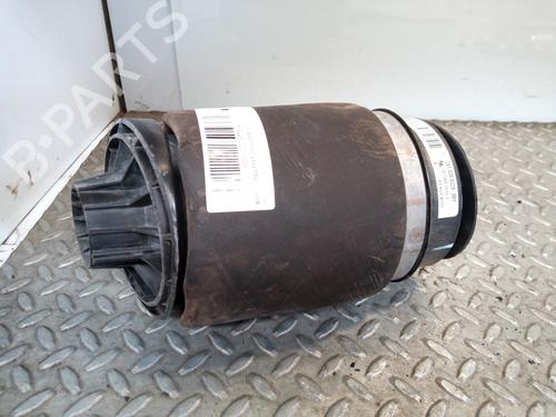 Used Left rear shock absorber MERCEDES-BENZ R-CLASS (W251, V251) [2005-2017]  10286029