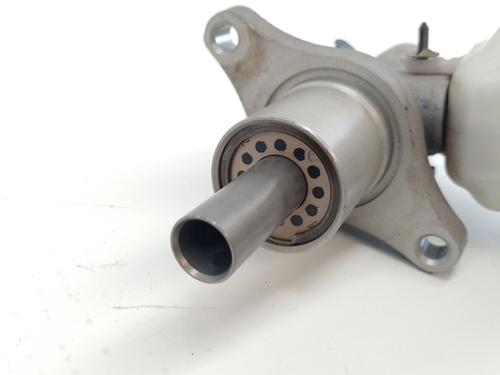 Brake master cylinder CITROËN C5 III (RD_) 2.0 HDi 165 (RDRHHA, RDRHH8) | BP29402768M77 