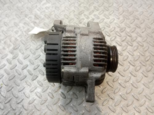 Used Alternator RENAULT MEGANE I Classic (LA0/1_) 1.6 e (LA0F, LA0S) (90 hp) 3064167
