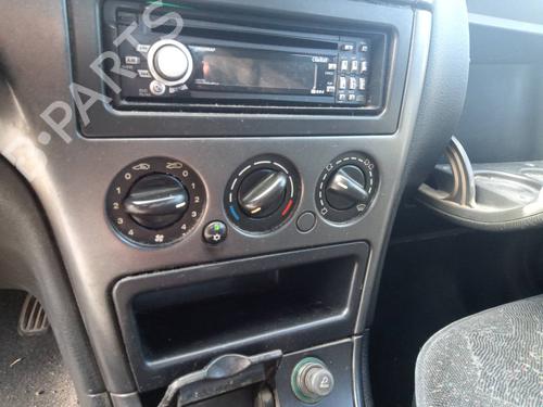 Fuse box CITROËN XSARA (N1) 2.0 HDi 90 | BP15692040E1 