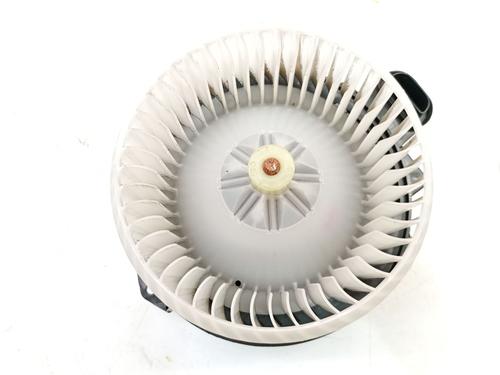 Used Heater blower motor Heater blower motor TOYOTA AURIS (_E18_) 1.2 (NRE185_, NRE185R) (116 hp) 40459491 40459491