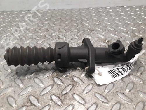 Clutch slave cylinder PEUGEOT 406 (8B) 2.0 HDI 90 | BP14226906M113 