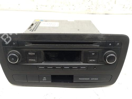 Used Radio Radio SEAT IBIZA IV ST (6J8, 6P8) 1.2 TSI (105 hp) 33288301 33288301