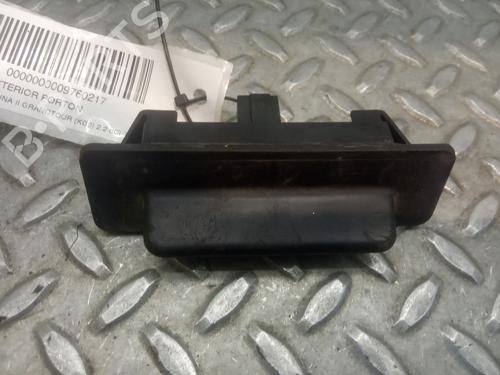 Used Tailgate handle RENAULT LAGUNA II Grandtour (KG0/1_) [2001-2007]  10182241
