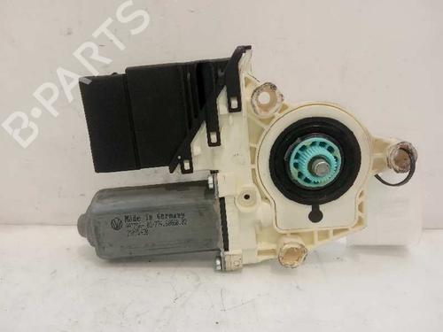 Rudehejsemotor bagstkærm venstre VW GOLF V (1K1)  | BP4604973E23 