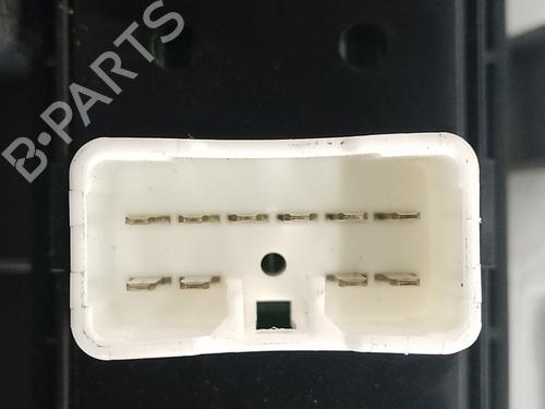 Right front window switch HYUNDAI SANTA FÉ II (CM)  | BP24106803I26 
