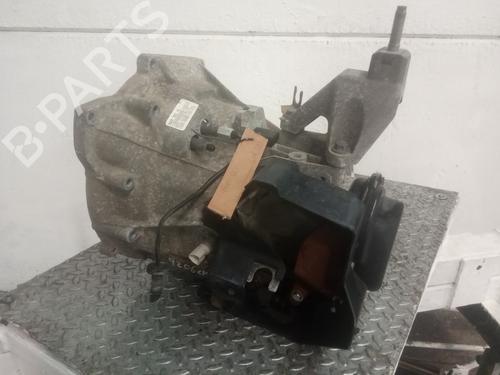 Used Gearbox FORD FOCUS I (DAW, DBW) 1.6 16V (100 hp) 9906358