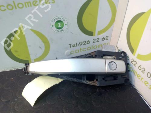 Used Front left exterior door handle OPEL CORSA D (S07) [2006-2015]  3070706