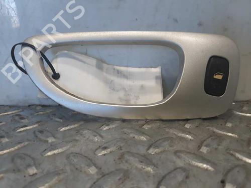 Used Left rear window switch PEUGEOT 307 Break (3E) [2002-2009]  5669117