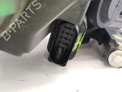 Left headlight VW PASSAT B6 (3C2) 2.0 TDI 16V | BP29538985C28