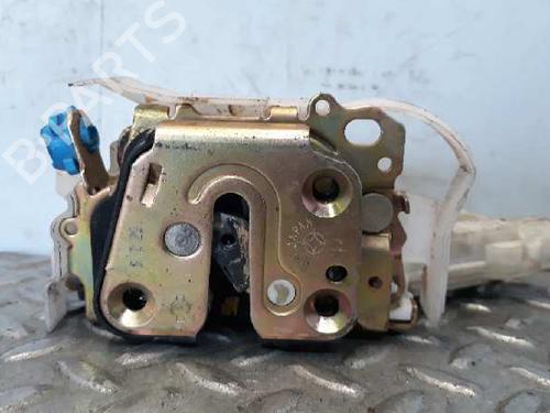 Used Front right lock NISSAN X-TRAIL I (T30) [2001-2013]  3037184