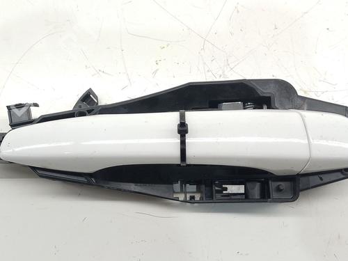 hyre-foran-utvendig-handtak-citroen-c4-cactus-2014-31359535 main image