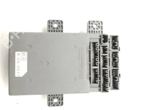 Fuse box HONDA CIVIC VIII Hatchback (FN, FK) 2.2 CTDi (FK3) | BP18064735E1 