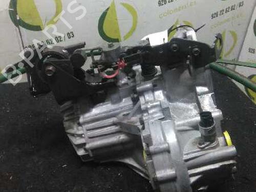 Gearbox HYUNDAI ELANTRA III (XD)  | BP3055732M3 
