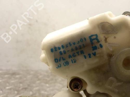 Rear right lock NISSAN TERRANO II (R20) 2.7 TDi 4WD | BP6596760C99 