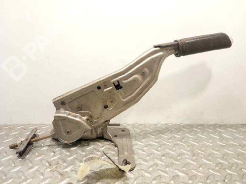 hand-brake-renault-megane-iii-hatchback-bz01_-b3_-15-dci-2008-8783158 main image