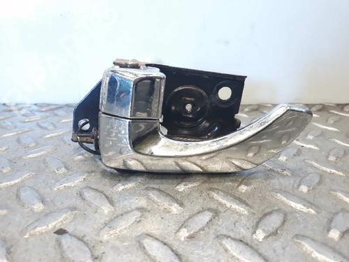 Used Rear left interior door handle HYUNDAI SANTA FÉ I (SM) 2.0 CRDi (113 hp) 7095311