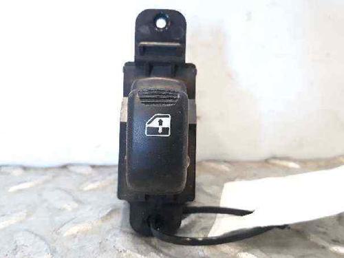 Used Left rear window switch Left rear window switch HYUNDAI SANTA FÉ I (SM) 2.0 CRDi 4x4 (113 hp) 5884390 5884390