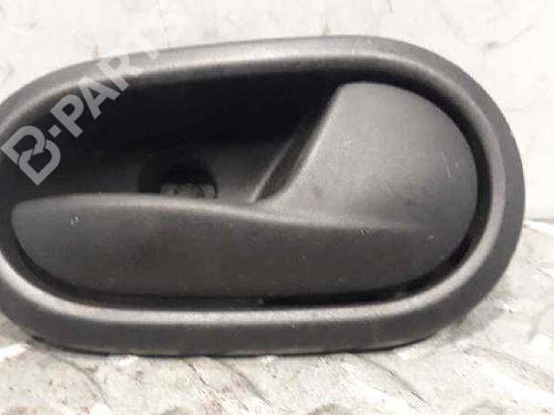 Used Rear right interior door handle Rear right interior door handle DACIA SANDERO II 1.5 dCi 75 / Blue dCi 75 (B8JW, B8M4, B8AH, B8M7, B8M6) (75 hp) 6800110 6800110