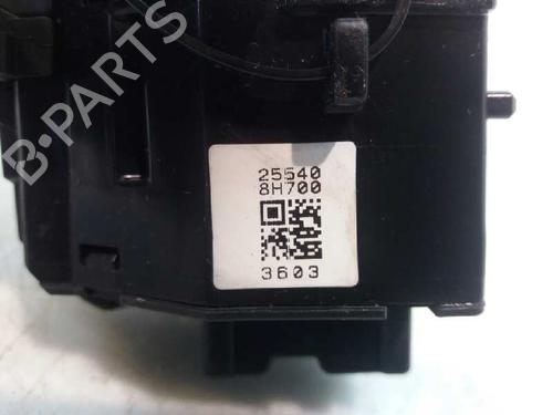 Headlight switch NISSAN X-TRAIL I (T30) 2.2 DCi | BP4672683I24 