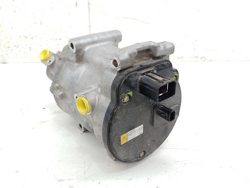 Used AC compressor AC compressor TOYOTA YARIS (_P21_, _PA1_, _PH1_) 1.5 (MXPA11) (125 hp) 36388119 36388119