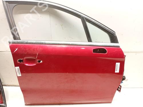 Used Right front door Right front door 39407799 39407799
