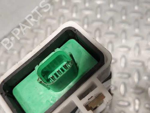 Front right lock VOLVO V40 Estate (645) 1.8 | BP3063343C97 