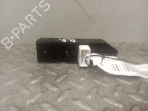 Right front window switch KIA MAGENTIS II (MG) 2.0 CRDi | BP7462072I26 