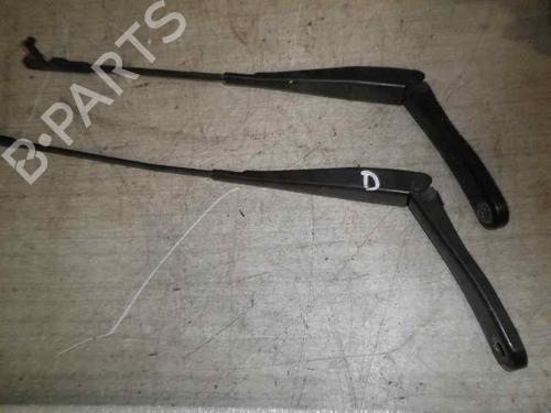 Used Front windshield wiper arm OPEL ASTRA H (A04) [2004-2014]  3473299