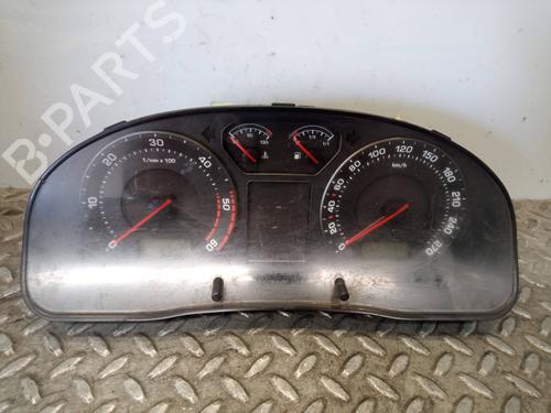 Used Instrument cluster SKODA SUPERB I (3U4) [2001-2008]  9674832