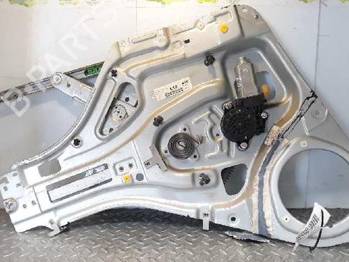 Rudehejsemekanisme ventre foran KIA SPORTAGE II (JE_, KM_) [2004-2011]  7554328