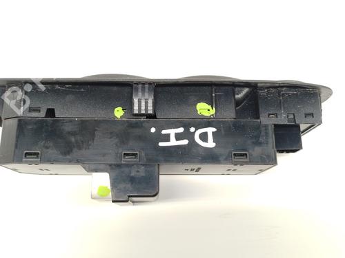 Left front window switch HYUNDAI ACCENT II (LC) 1.3 | BP29473586I27 