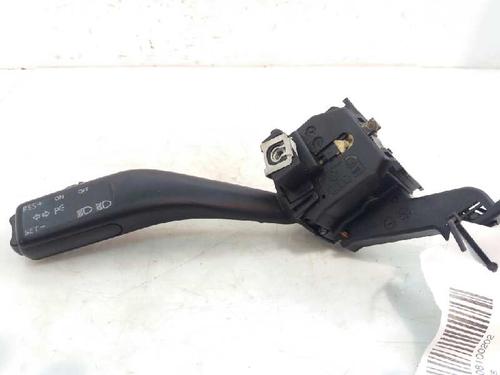 Used Steering column stalk SEAT TOLEDO III (5P2) 2.0 TDI 16V (140 hp) 3140171