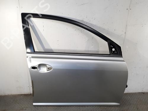 Right front door TOYOTA AVENSIS Saloon (_T25_) 2.0 D-4D (CDT250_, CDT250R) BP9242665C3