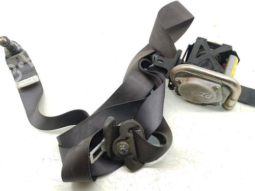 Sikkerhedssele foran venstre HYUNDAI TUCSON (JM) 2.0 CRDi (113 hp) 31610574