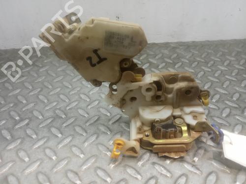 Used Front left lock NISSAN TERRANO II (R20) 2.7 TDi 4WD (125 hp) 12522524