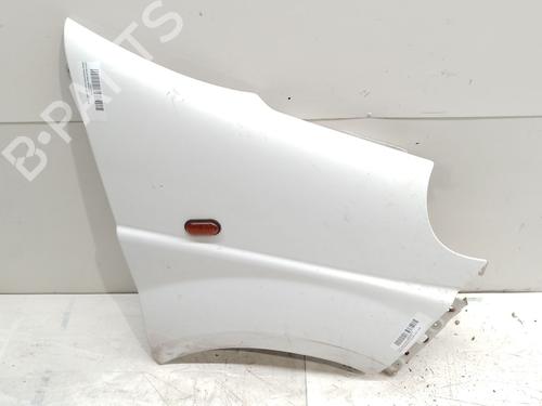 Używane Błotnik przedni prawy NISSAN PRIMASTAR Van (X83) [2002-2025]  29851223