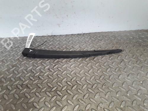 Used Rear windshield wiper arm OPEL CORSA E (X15) [2014-2025]  15540114