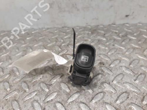 Used Right rear window switch MERCEDES-BENZ C-CLASS (W203) [2000-2007]  6571653