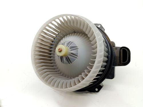 heater-blower-motor-toyota-auris-_e15_-2006-2007-2008-2009-2010-2011-2012-2013-36431878 main image