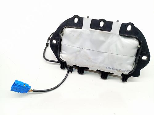Used Passenger airbag Passenger airbag PEUGEOT 208 II (UB_, UP_, UW_, UJ_) 1.2 PureTech 100 (101 hp) 40459456 40459456