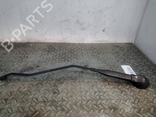 Used Front windshield wiper arm SMART FORTWO Coupe (450) 0.7 (450.352, 450.332) (61 hp) 16322076